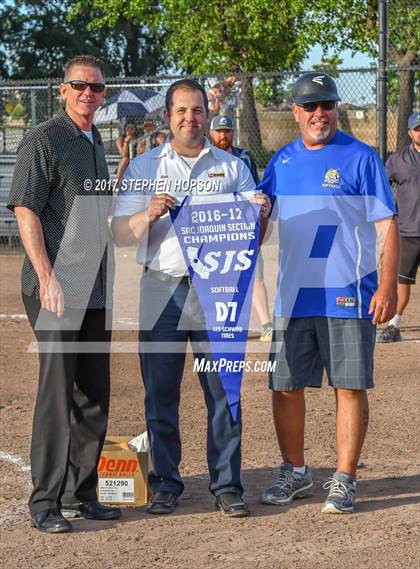 Thumbnail 3 in Ripon Christian vs. Stone Ridge Christian (CIF SJS D7 Final) photogallery.