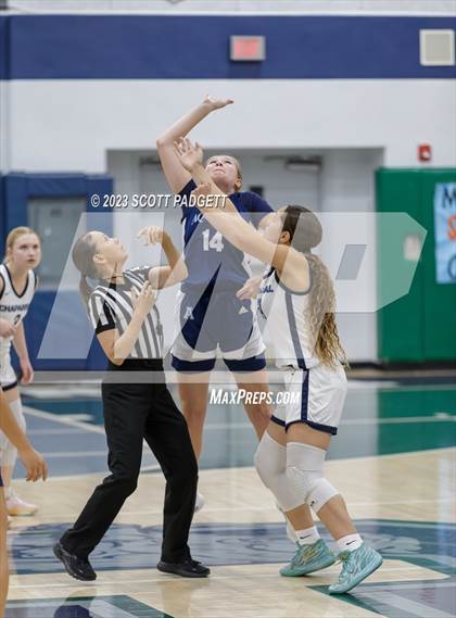 Thumbnail 2 in Aquinas @ Chaparral photogallery.