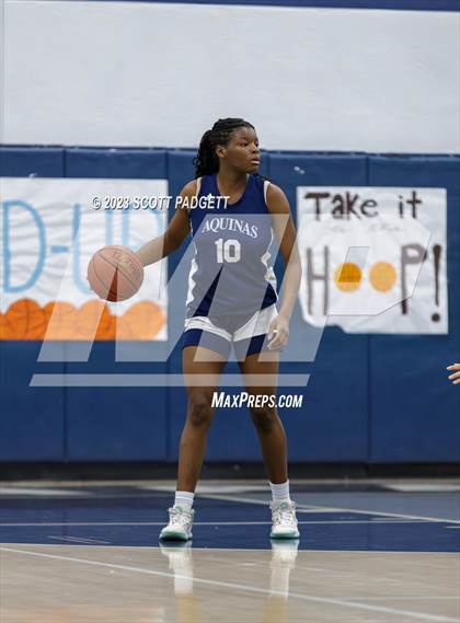 Thumbnail 2 in Aquinas @ Chaparral photogallery.