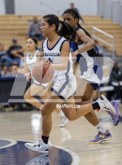 Thumbnail 3 in Aquinas @ Chaparral photogallery.