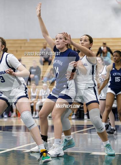 Thumbnail 2 in Aquinas @ Chaparral photogallery.