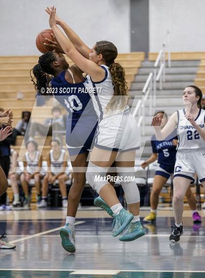 Thumbnail 1 in Aquinas @ Chaparral photogallery.