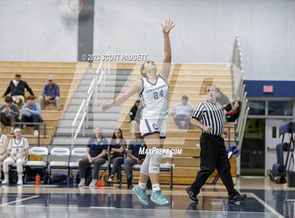 Thumbnail 1 in Aquinas @ Chaparral photogallery.