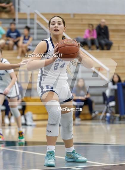 Thumbnail 2 in Aquinas @ Chaparral photogallery.
