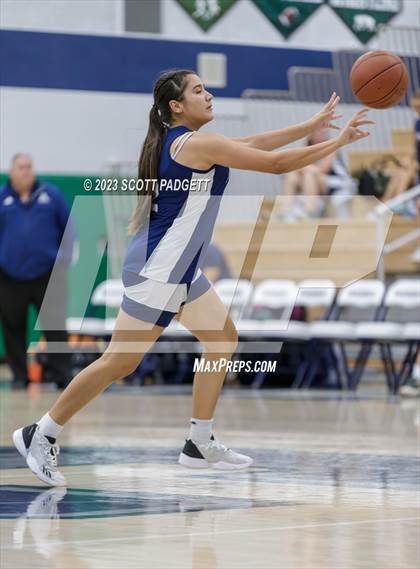 Thumbnail 1 in Aquinas @ Chaparral photogallery.