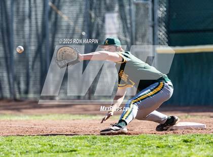 Thumbnail 2 in Bishop Manogue @ Douglas photogallery.
