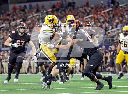 Thumbnail 3 in Aledo vs. Fort Bend Marshall (UIL 5A Division 2 Championship) photogallery.