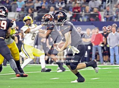 Thumbnail 3 in Aledo vs. Fort Bend Marshall (UIL 5A Division 2 Championship) photogallery.