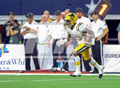 Thumbnail 1 in Aledo vs. Fort Bend Marshall (UIL 5A Division 2 Championship) photogallery.