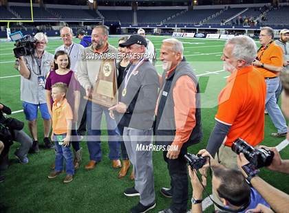 Thumbnail 3 in Aledo vs. Fort Bend Marshall (UIL 5A Division 2 Championship) photogallery.