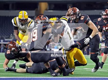 Thumbnail 2 in Aledo vs. Fort Bend Marshall (UIL 5A Division 2 Championship) photogallery.