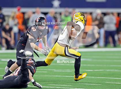 Thumbnail 1 in Aledo vs. Fort Bend Marshall (UIL 5A Division 2 Championship) photogallery.