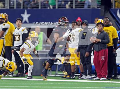 Thumbnail 2 in Aledo vs. Fort Bend Marshall (UIL 5A Division 2 Championship) photogallery.