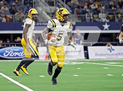 Thumbnail 1 in Aledo vs. Fort Bend Marshall (UIL 5A Division 2 Championship) photogallery.