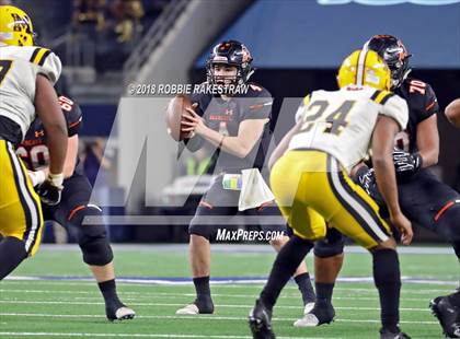 Thumbnail 2 in Aledo vs. Fort Bend Marshall (UIL 5A Division 2 Championship) photogallery.