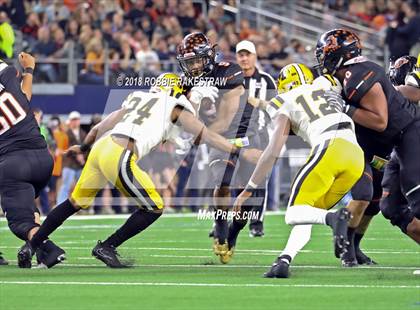 Thumbnail 3 in Aledo vs. Fort Bend Marshall (UIL 5A Division 2 Championship) photogallery.