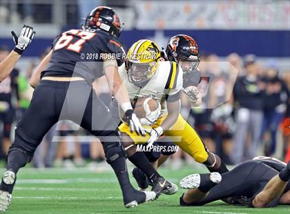 Thumbnail 2 in Aledo vs. Fort Bend Marshall (UIL 5A Division 2 Championship) photogallery.