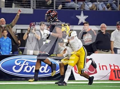 Thumbnail 2 in Aledo vs. Fort Bend Marshall (UIL 5A Division 2 Championship) photogallery.