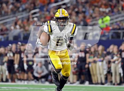Thumbnail 2 in Aledo vs. Fort Bend Marshall (UIL 5A Division 2 Championship) photogallery.