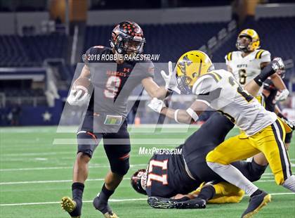 Thumbnail 2 in Aledo vs. Fort Bend Marshall (UIL 5A Division 2 Championship) photogallery.