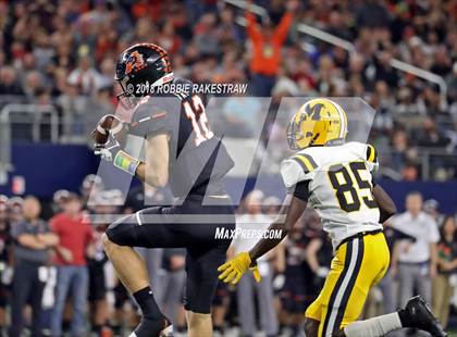 Thumbnail 3 in Aledo vs. Fort Bend Marshall (UIL 5A Division 2 Championship) photogallery.