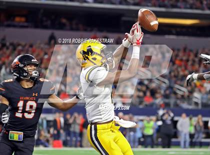 Thumbnail 3 in Aledo vs. Fort Bend Marshall (UIL 5A Division 2 Championship) photogallery.