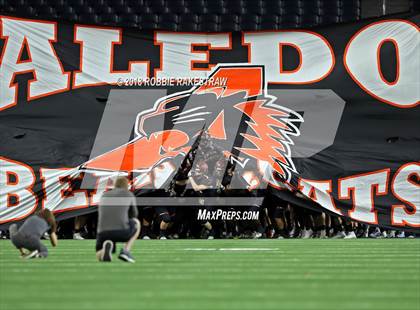 Thumbnail 3 in Aledo vs. Fort Bend Marshall (UIL 5A Division 2 Championship) photogallery.