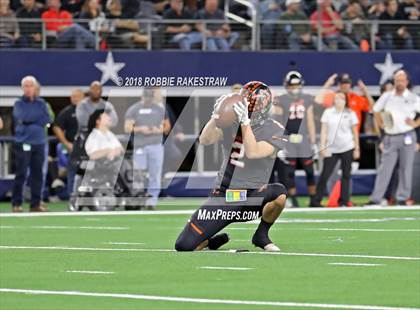 Thumbnail 3 in Aledo vs. Fort Bend Marshall (UIL 5A Division 2 Championship) photogallery.