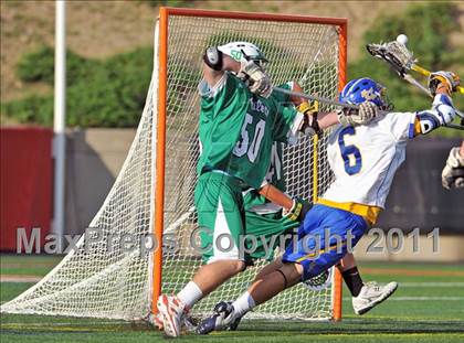 Thumbnail 3 in West Islip vs. Farmingdale (Class A Regional Final) photogallery.