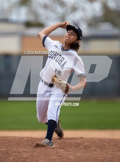 Thumbnail 1 in Fullerton vs Sonora photogallery.