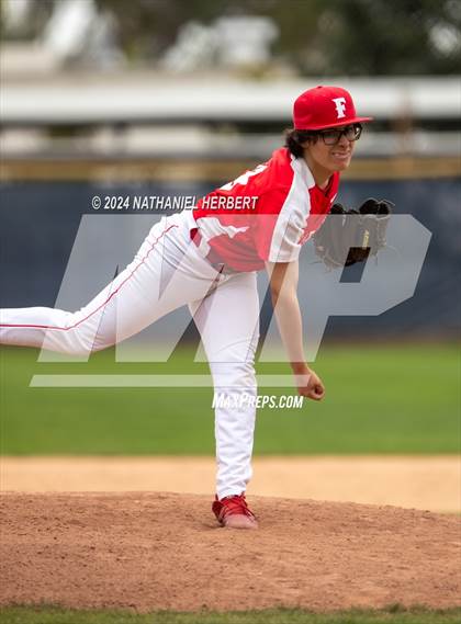 Thumbnail 3 in Fullerton vs Sonora photogallery.
