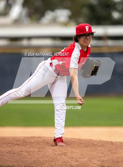 Thumbnail 1 in Fullerton vs Sonora photogallery.
