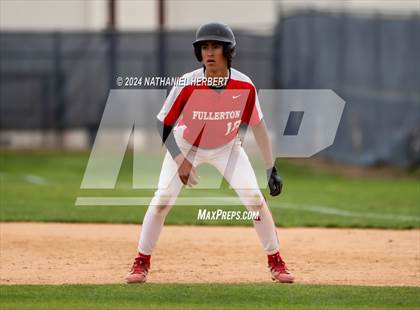 Thumbnail 1 in Fullerton vs Sonora photogallery.
