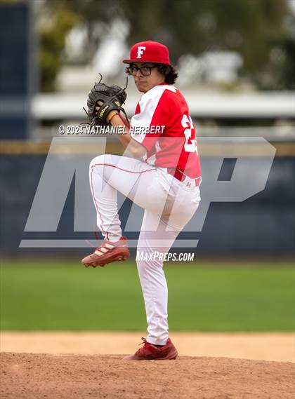 Thumbnail 1 in Fullerton vs Sonora photogallery.
