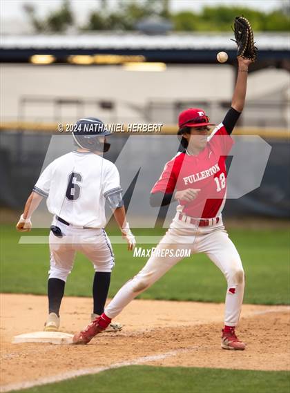 Thumbnail 2 in Fullerton vs Sonora photogallery.