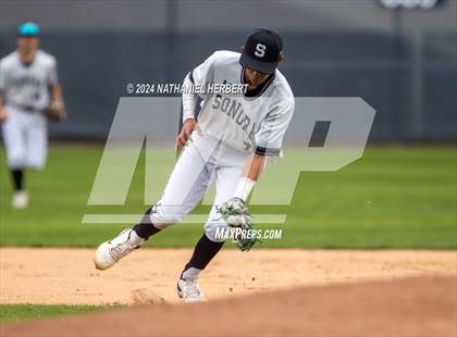 Thumbnail 2 in Fullerton vs Sonora photogallery.