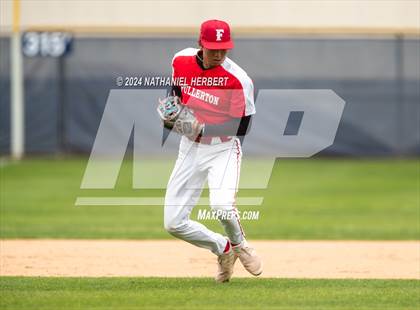 Thumbnail 2 in Fullerton vs Sonora photogallery.