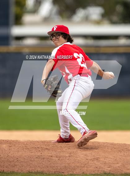 Thumbnail 1 in Fullerton vs Sonora photogallery.
