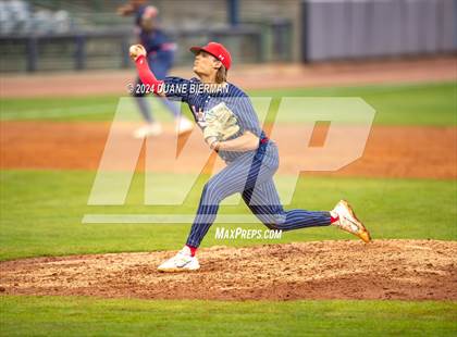 Thumbnail 2 in Lewisburg vs. Oak Grove photogallery.