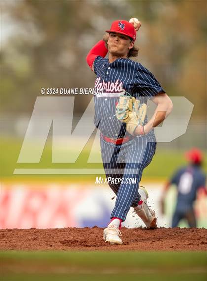 Thumbnail 3 in Lewisburg vs. Oak Grove photogallery.