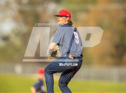 Thumbnail 2 in Lewisburg vs. Oak Grove photogallery.