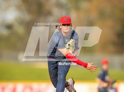Thumbnail 1 in Lewisburg vs. Oak Grove photogallery.