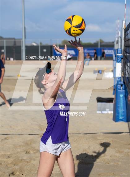 Thumbnail 3 in Norte Dame Prep vs. Desert Vista (AIA 6A Pairs D-I RD2) photogallery.