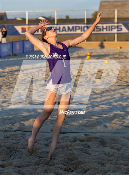 Thumbnail 1 in Norte Dame Prep vs. Desert Vista (AIA 6A Pairs D-I RD2) photogallery.