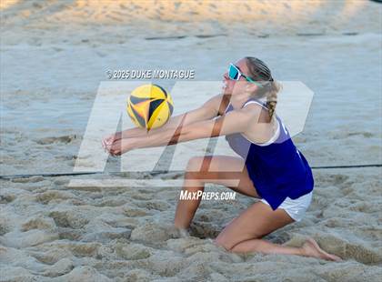 Thumbnail 2 in Norte Dame Prep vs. Desert Vista (AIA 6A Pairs D-I RD2) photogallery.