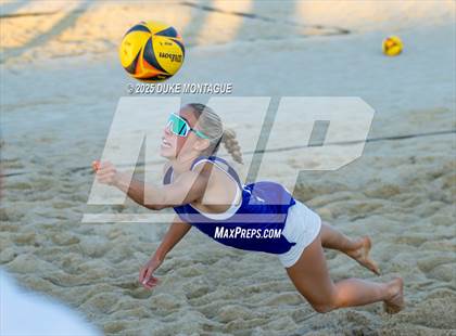 Thumbnail 2 in Norte Dame Prep vs. Desert Vista (AIA 6A Pairs D-I RD2) photogallery.