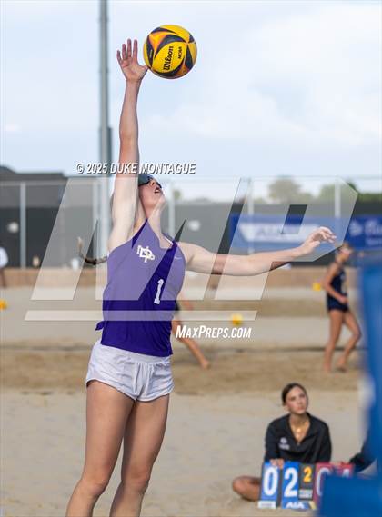 Thumbnail 3 in Norte Dame Prep vs. Desert Vista (AIA 6A Pairs D-I RD2) photogallery.