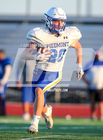 Thumbnail 2 in Millwood @ Piedmont (Scrimmage) photogallery.