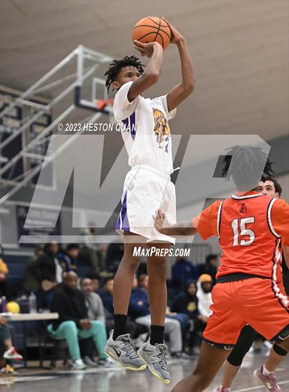 Thumbnail 1 in Lynwood vs. Pacifica Christian/Orange County (MLK Classic) photogallery.
