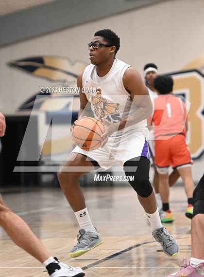 Thumbnail 3 in Lynwood vs. Pacifica Christian/Orange County (MLK Classic) photogallery.
